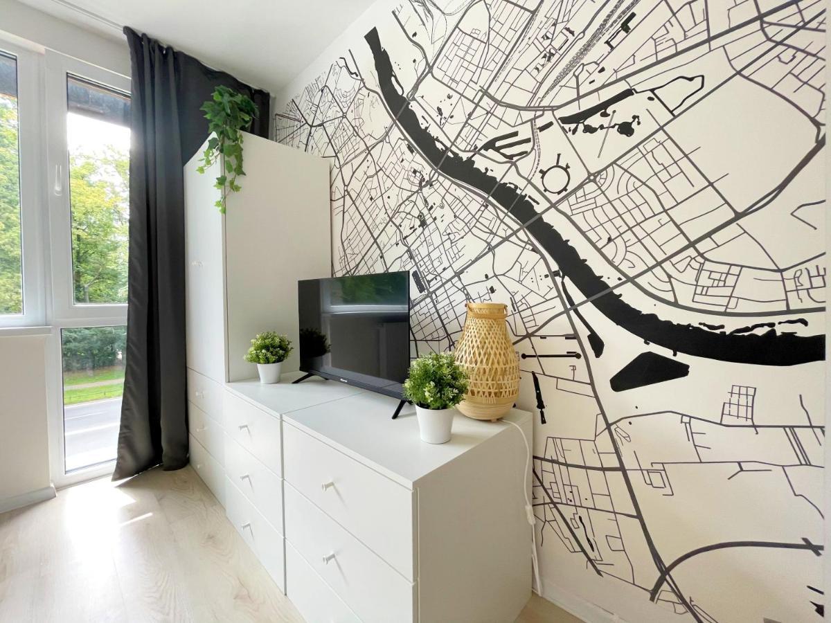 Batorego 18 - White - 450M Stacja Metra Pola Mokotowskie, 800M Biblioteka Narodowa, 20M Piekny Park Pola Mokotowskie, 800M Do Sgh - Wifi - Smart Tv - Good Apartments Warsaw Luaran gambar