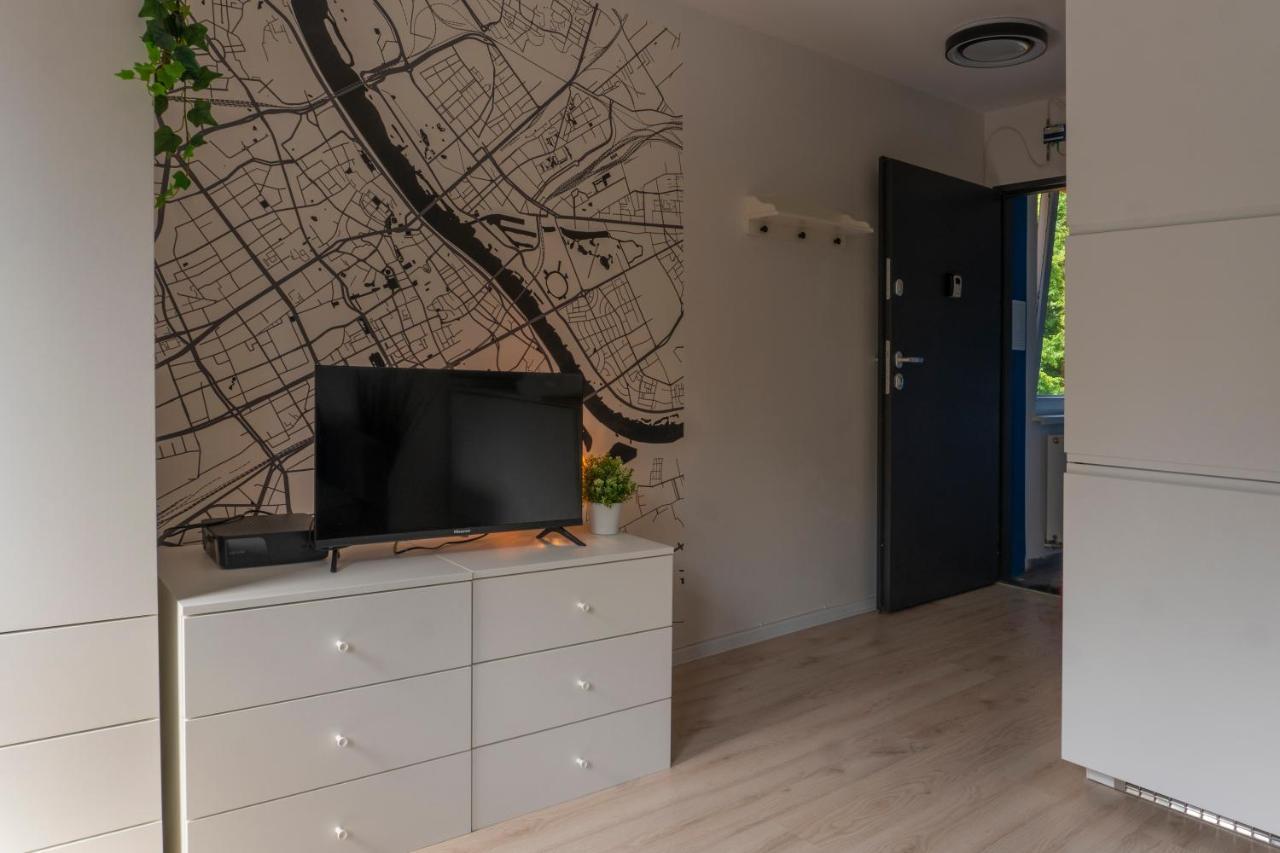 Batorego 18 - White - 450M Stacja Metra Pola Mokotowskie, 800M Biblioteka Narodowa, 20M Piekny Park Pola Mokotowskie, 800M Do Sgh - Wifi - Smart Tv - Good Apartments Warsaw Luaran gambar